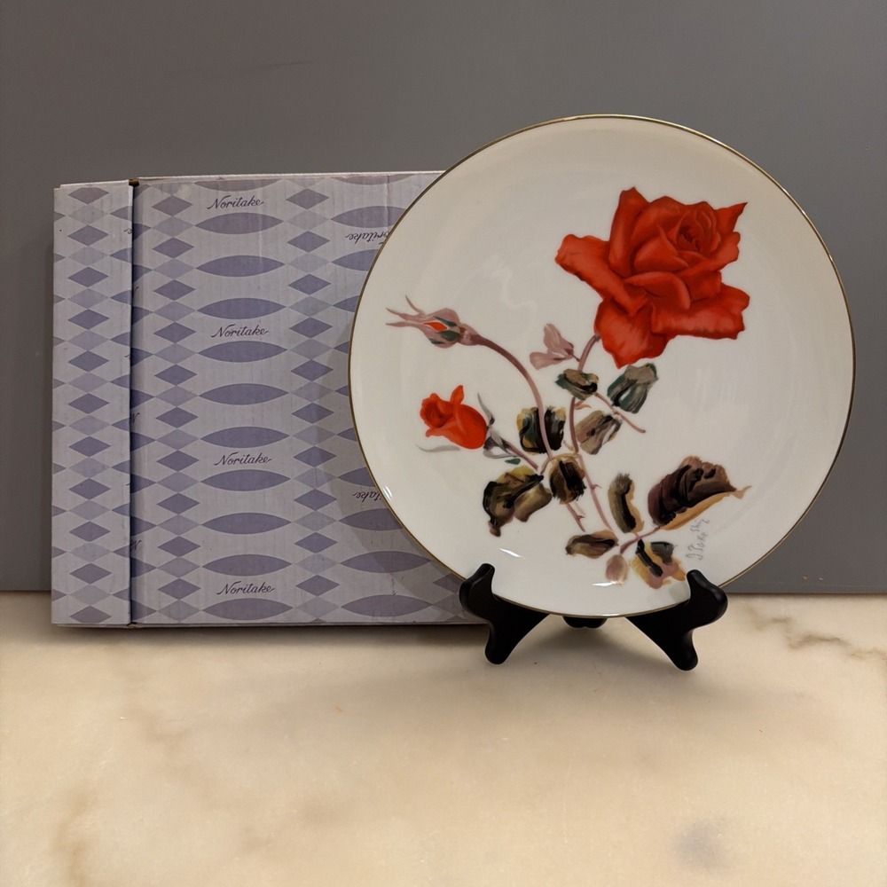 Vintage 1960s Noritake Nippon Toki Kaisha "Red Rose" Display Plate -Original Box